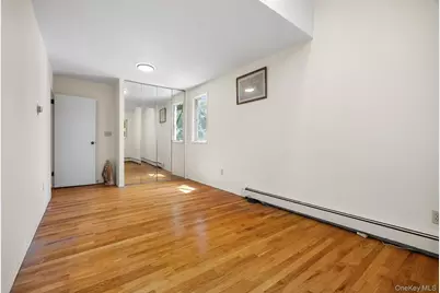 24 Cornell Drive, Great Neck, NY 11020 - Photo 15