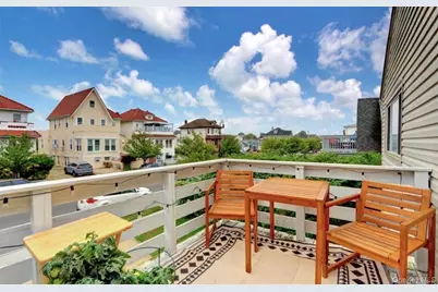 220 E Chester Street #2, Long Beach, NY 11561 - Photo 3