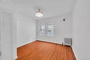 100-33 205th St, Hollis, NY 11423 - Photo 13