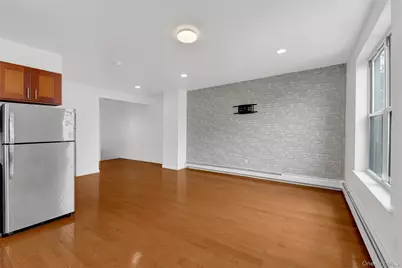 952 E 217th Street, Bronx, NY 10469 - Photo 19