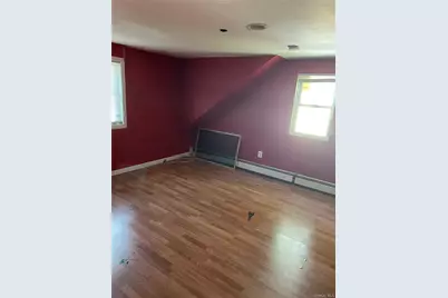 32 7th Avenue S, Huntington Station, NY 11746 - Photo 29