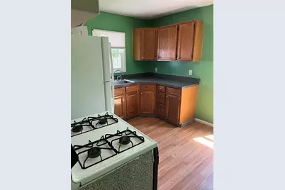 32 7th Avenue S, Huntington Station, NY 11746 - Photo 11