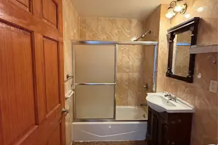 141-18 Cherry Ave, Flushing, NY 11355 - Photo 13