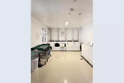 14118 Cherry Avenue #6G, Flushing, NY 11355 - Photo 9