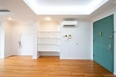 4128 Haight Street #5A, Flushing, NY 11355 - Photo 3