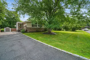 1 Gloria Ct, New City, NY 10956 - Photo 3