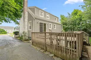 5 Center Ct, Bethpage, NY 11714 - Photo 23