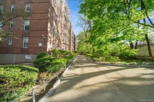 517 Riverdale Ave, Yonkers, NY 10705 - Photo 7