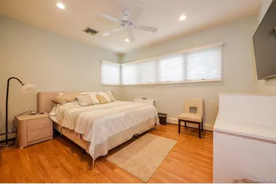 40 Cayuga Avenue, Atlantic Beach, NY 11509 - Photo 13