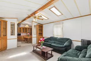 1661 Old Country Rd, Riverhead, NY 11901 - Photo 3