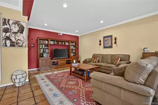 38 McCulloch Dr, Dix Hills, NY 11746 - Photo 11