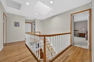38 McCulloch Dr, Dix Hills, NY 11746 - Photo 15