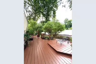 38 McCulloch Drive, Dix Hills, NY 11746 - Photo 25