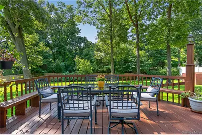 38 McCulloch Drive, Dix Hills, NY 11746 - Photo 23