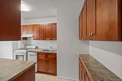 735 Kappock Street #7B, Bronx, NY 10463 - Photo 3