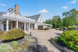 35 Symphony Dr, Lake Grove, NY 11755 - Photo 17