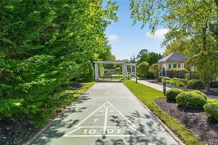 35 Symphony Dr, Lake Grove, NY 11755 - Photo 25