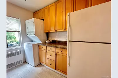 129 Fenimore Rd #129B, Mamaroneck, NY 10543 - Photo 7
