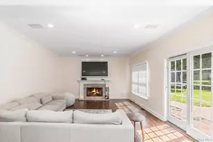 5 Preston Hollow Ct, Northport, NY 11768 - Photo 15