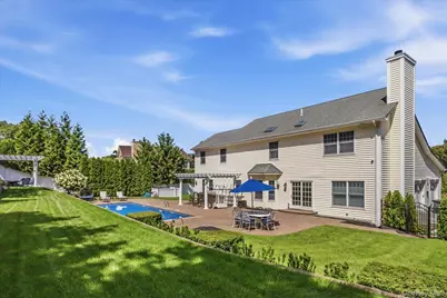 5 Preston Hollow Court, Northport, NY 11768 - Photo 43