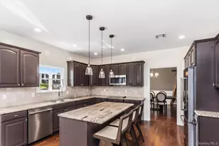 5 Preston Hollow Ct, Northport, NY 11768 - Photo 13