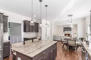 5 Preston Hollow Ct, Northport, NY 11768 - Photo 11