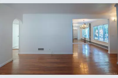 82-53 266th Street, Floral Park, NY 11004 - Photo 5