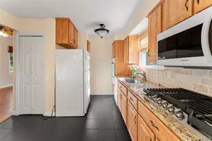 53 Stanley Ave, Hastings on Hudson, NY 10706 - Photo 13