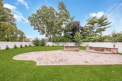 15 Dewey Road, Commack, NY 11725 - Photo 21