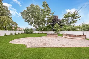 15 Dewey Rd, Commack, NY 11725 - Photo 21