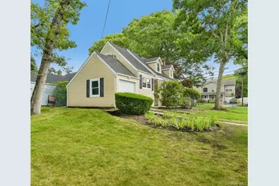 39 Alice Avenue, Merrick, NY 11566 - Photo 19