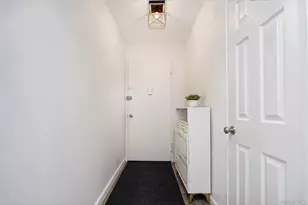 1160 Richmond Rd, New York, NY 10304 - Photo 5