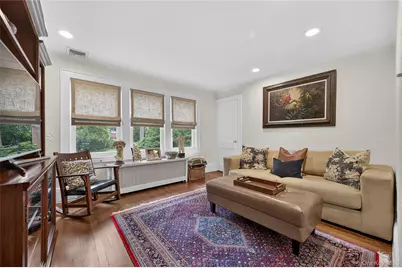 45 Cedar Drive, Great Neck, NY 11021 - Photo 7