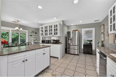45 Cedar Drive, Great Neck, NY 11021 - Photo 13