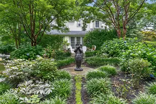 45 Cedar Dr, Great Neck, NY 11021 - Photo 25
