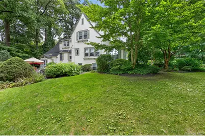 45 Cedar Drive, Great Neck, NY 11021 - Photo 27