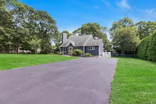 111 W Tiana Rd, Hampton Bays, NY 11946 - Photo 19