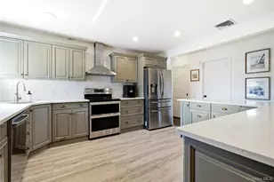57 Wingam Dr, Islip, NY 11751 - Photo 11