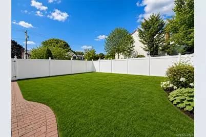 46 Convent Road, Syosset, NY 11791 - Photo 17
