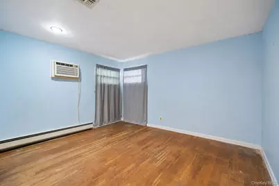 174 Frederick Avenue, Floral Park, NY 11001 - Photo 13