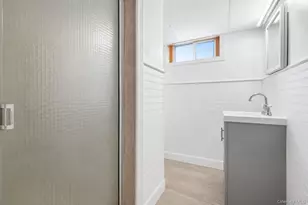 174 Frederick Ave, Floral Park, NY 11001 - Photo 33