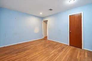 174 Frederick Ave, Floral Park, NY 11001 - Photo 15