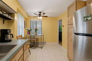 333 Sierra Vista Ln, Valley Cottage, NY 10989 - Photo 13