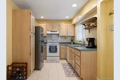 333 Sierra Vista Lane, Valley Cottage, NY 10989 - Photo 11