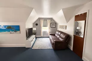 325 W Valley Stream Blvd, Valley Stream, NY 11580 - Photo 19
