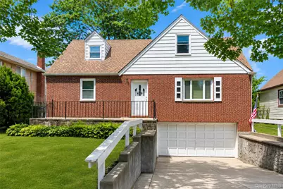 325 W Valley Stream Boulevard, Valley Stream, NY 11580 - Photo 1