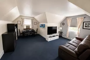 325 W Valley Stream Blvd, Valley Stream, NY 11580 - Photo 17