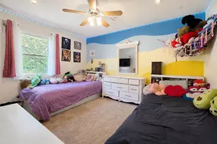 4476 Express Dr S, Ronkonkoma, NY 11779 - Photo 9