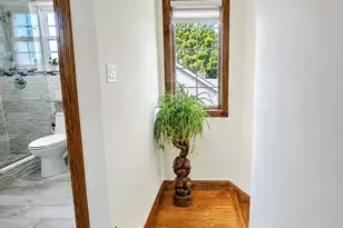 47-18 163rd Pl, Flushing, NY 11358 - Photo 13