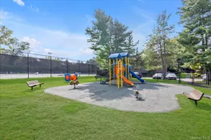 39 Spring Hollow, Roslyn, NY 11576 - Photo 27